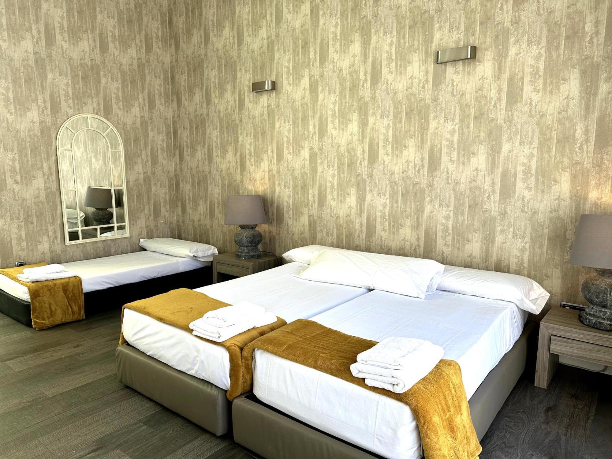 Mercado Central Suites Valencia Bagian luar foto