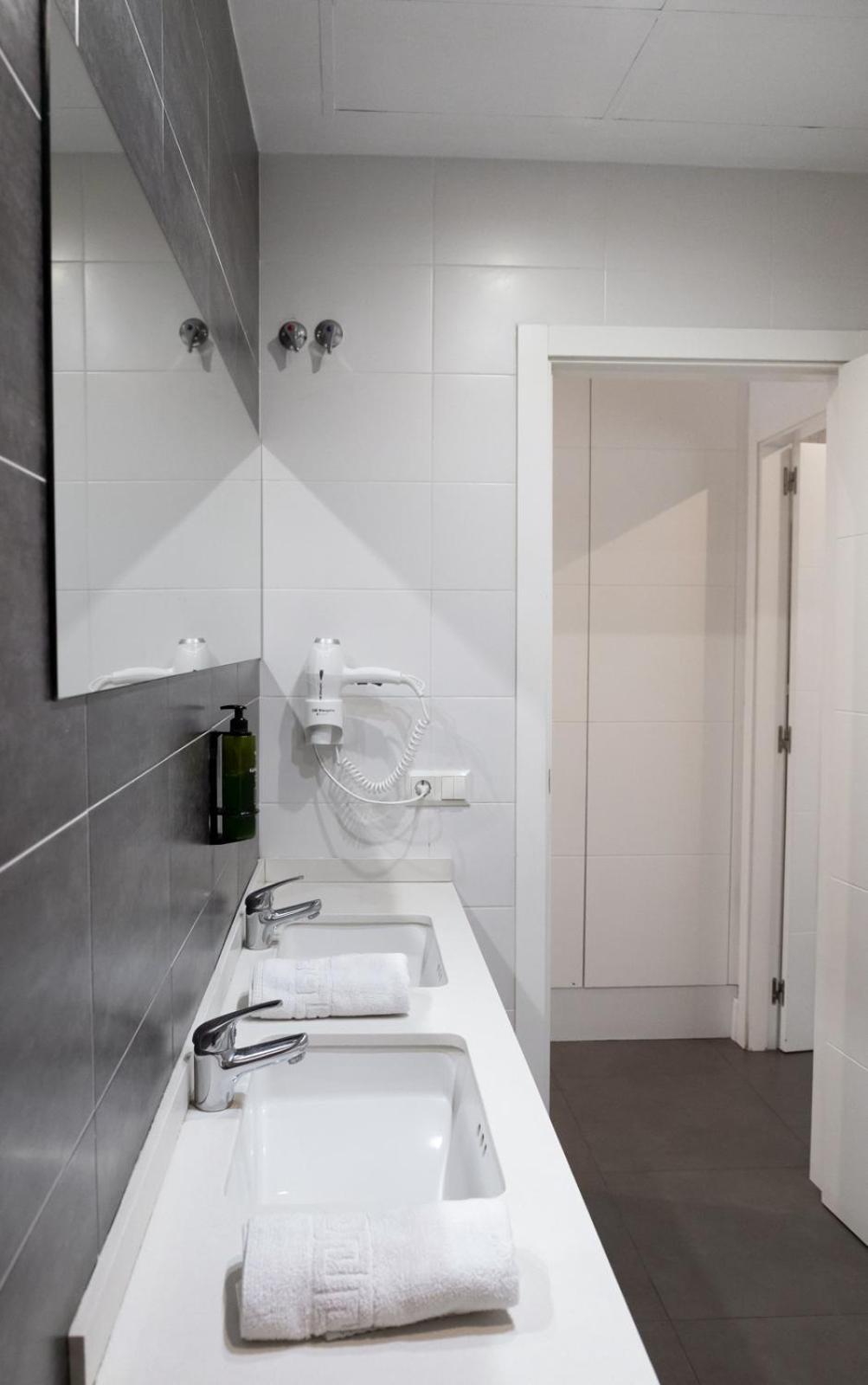 Mercado Central Suites Valencia Bagian luar foto